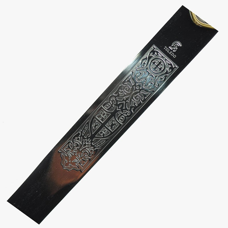 Espada decorativa de los Cruzados con grabados