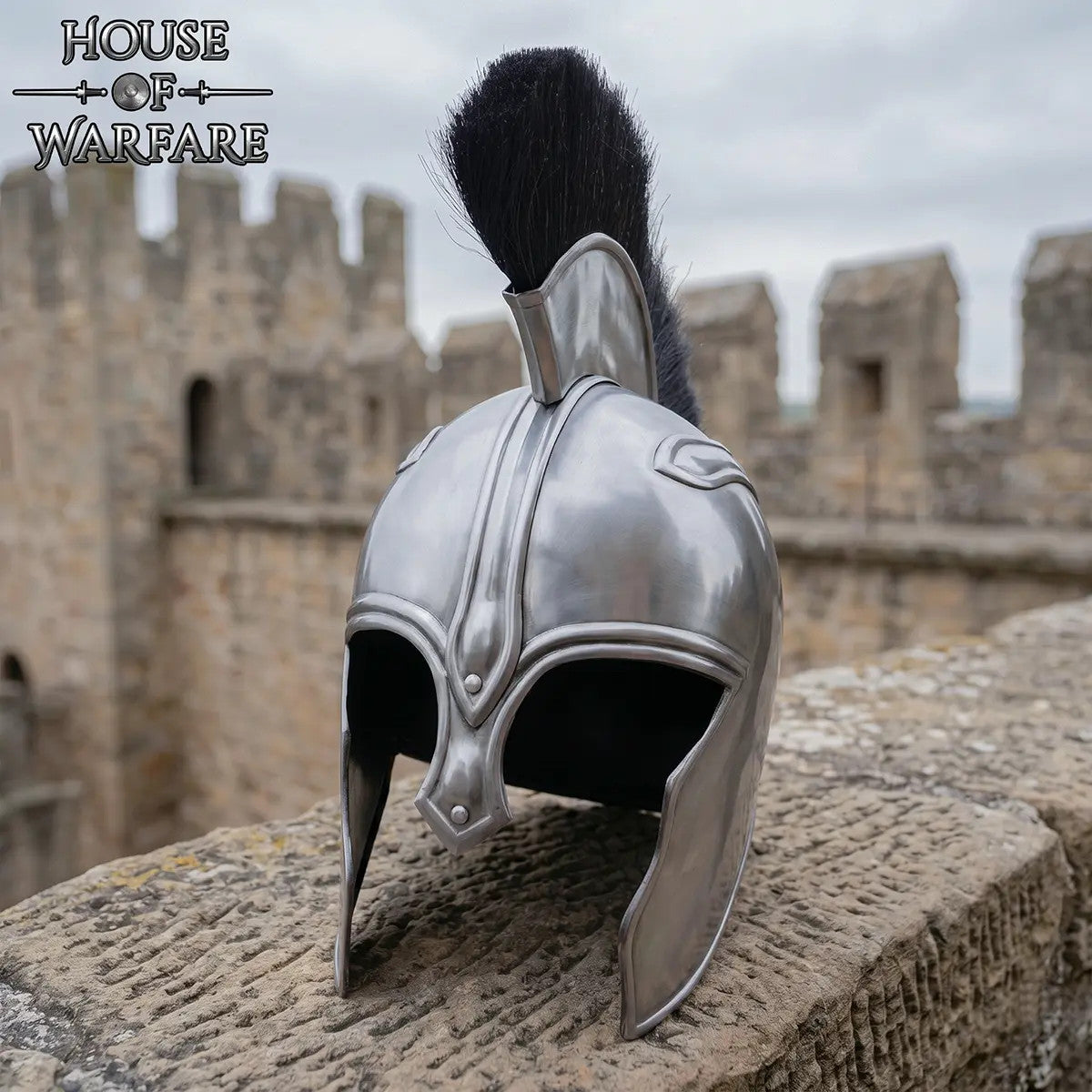 Casco medieval de Aquiles de Troya