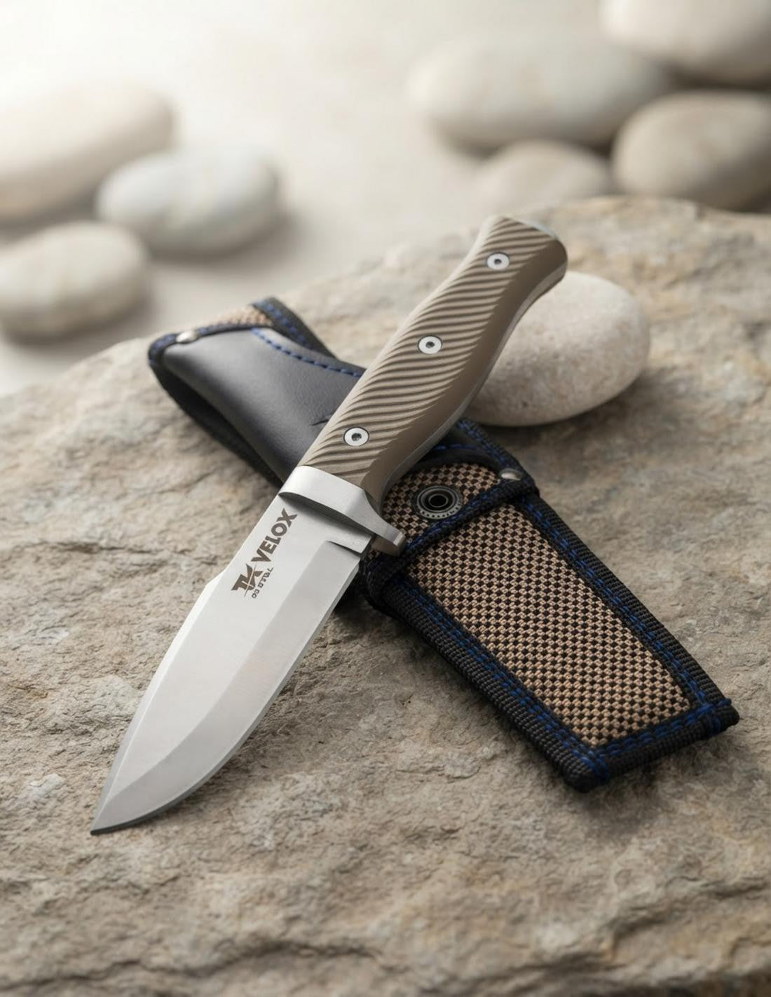 Cuchillo aventura Tramuntana modelo Velox, con funda